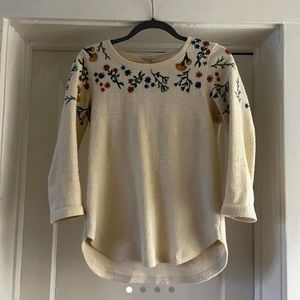 Stunning embroidered half-sleeve sweater